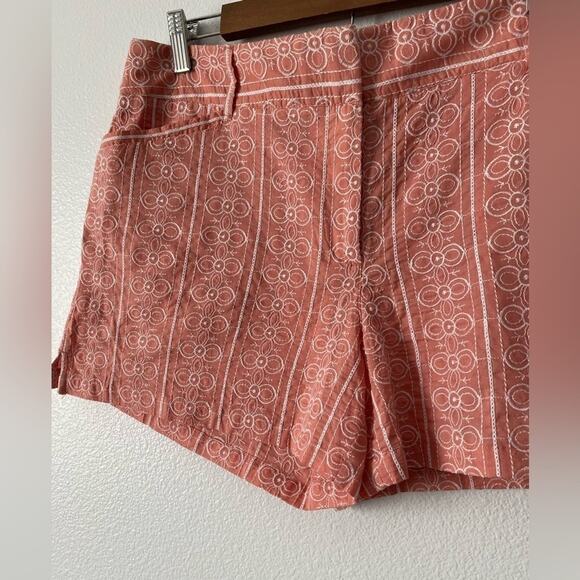 Loft BOHO Womens 8 Cottagecore Pink and White Embroidered 4" Shorts Beach Travel - Picture 3 of 11
